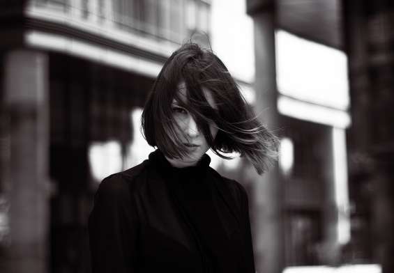 cati ani are corina caragea